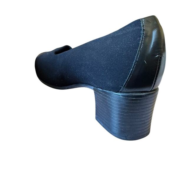 Vintage Munro American 8.5 Slip On Pumps Mid Heel Black Fabric+ Leather, Cap Toe - Picture 9 of 10
